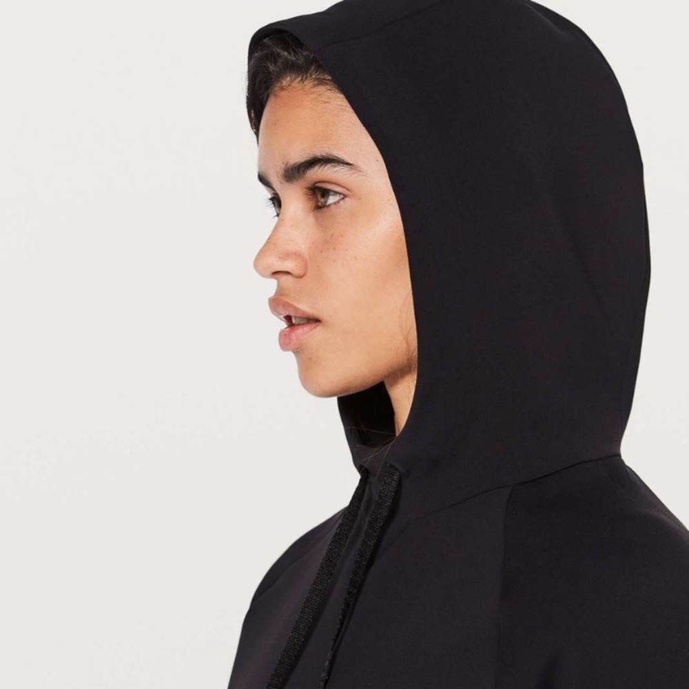 Lululemon Tech Lux Pullover Black Cropped Hoodie LW3ARNS Size 12 NWT - Picture 3 of 10